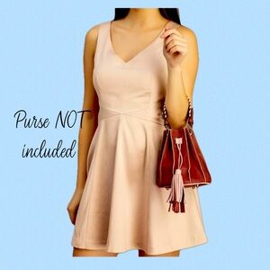 🔴SOLD Light Pink semiformal V neck dress